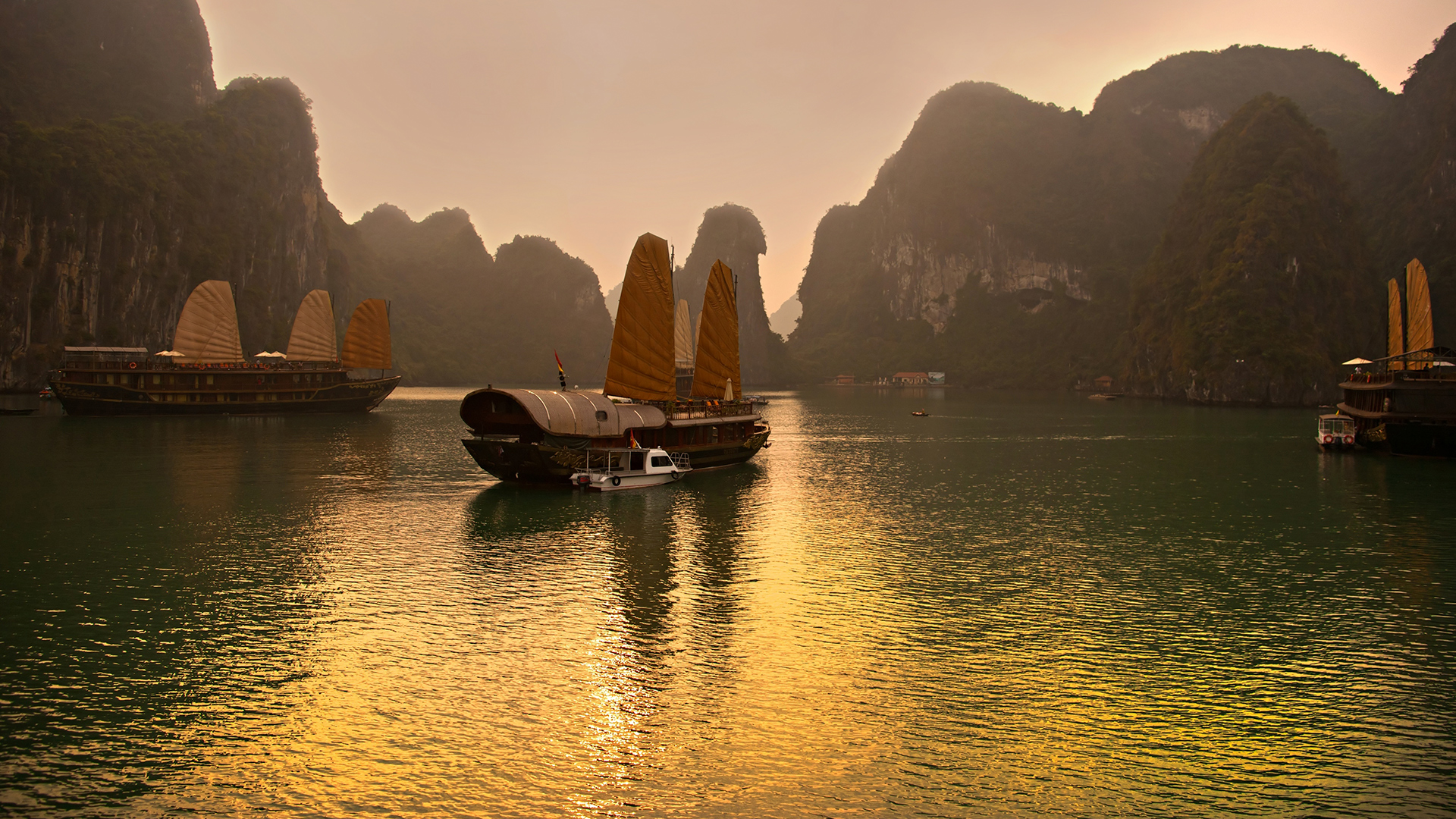 Croisières Baie dHalong
