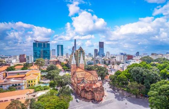 Vous Visitez Ho Chi Minh Ville ? Aller Voir La Cathédrale Notre-Dame De Saigon