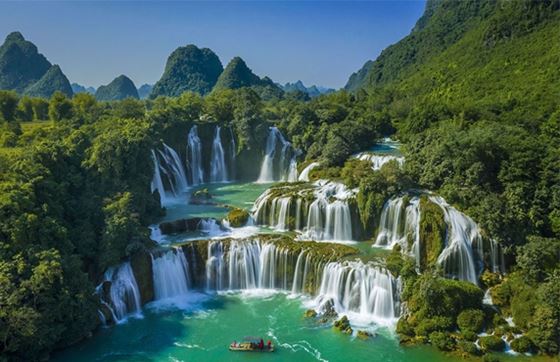 Cascade De Ban Gioc: Un Joyau Naturel à Cao Bang, Vietnam