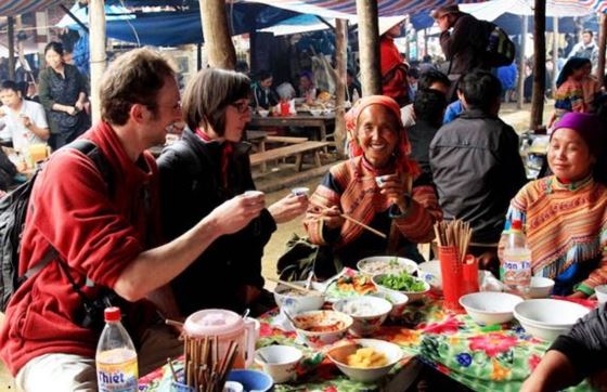 Pourquoi Visiter Le Marché De Ban Phiet ? Beauté Ethnique Du Vietnam