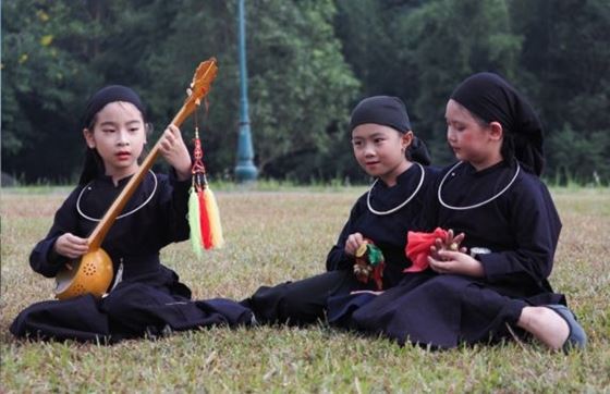 Découverte De La Vie Locale Des Ethnies à Ba Be Bac Kan