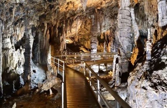 À La Découverte De La Magnifique Grotte De Lung Khuy à Ha Giang