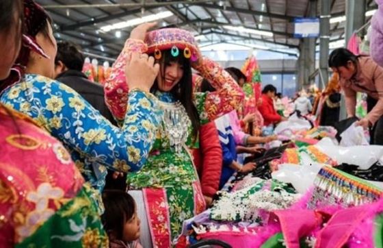 Marché De Meo Vac : Visitez Le Plus Grand Marché Ethnique De Ha Giang
