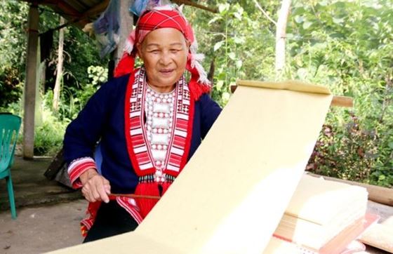 Village De Thanh Son : Village Artisanal De Fabrication De Papier à Ha Giang Vietnam
