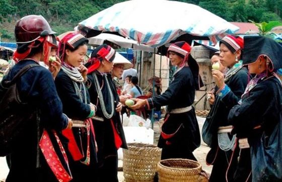 Marché De Yen Minh : Joyau Caché De Ha Giang à Découvrir