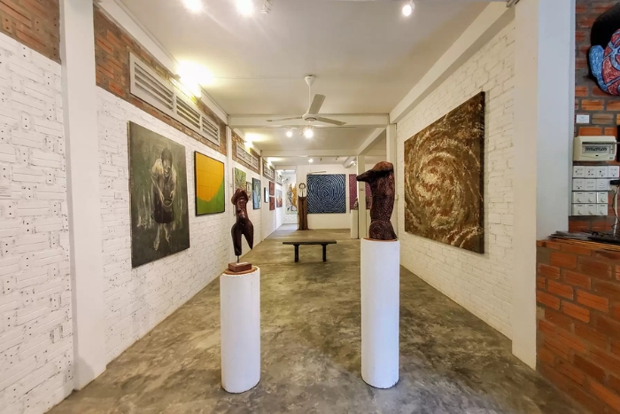 Fêtes à Battambang avec l'ambiance artistique