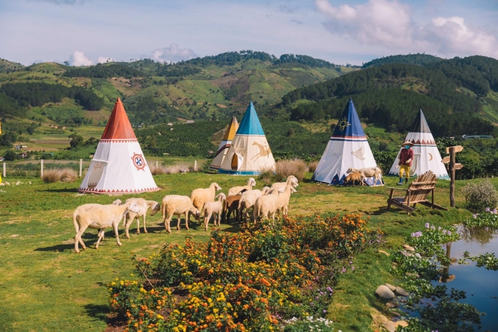 Mongo Land Da Lat