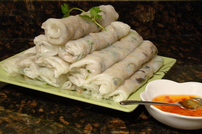 Que manger à Vientiane? Déguster Nem Khao 