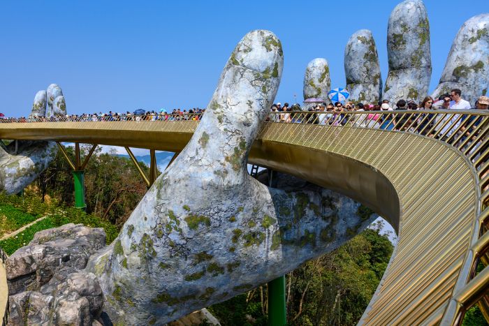 Da Nang, sable fin, mer calme et ville moderne vibrante