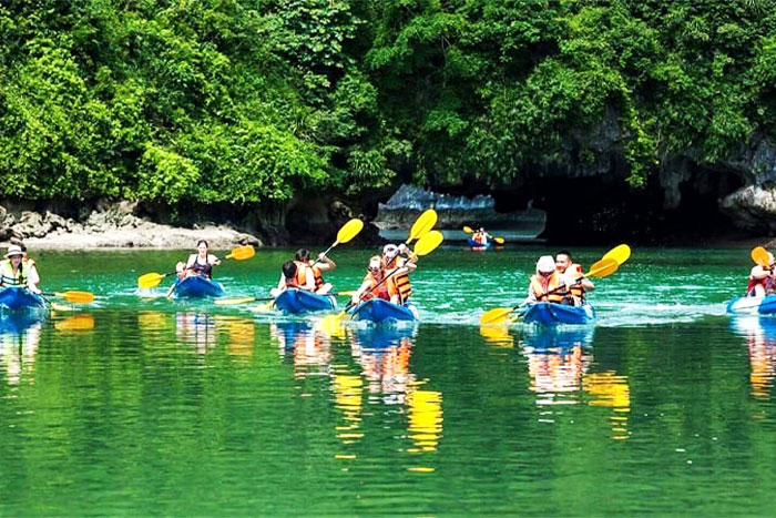Le kayak à Cuc Phuong