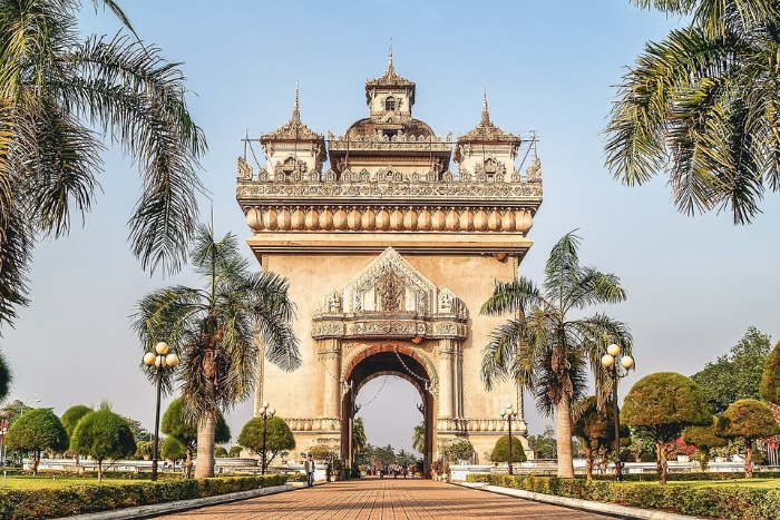 Patuxai, l’Arc de Triomphe laotien