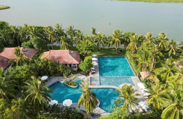 Hoian Vinh Hung Riverside resort (piscine)