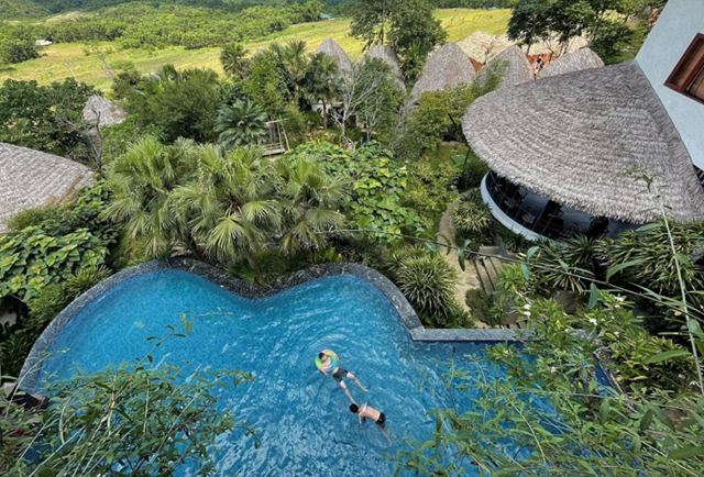 Puluong Ebino Resort (Piscine)