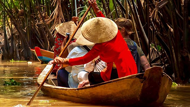 Sampan a remi sul Mekong