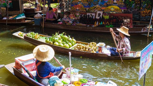 Découvrez les marchés flottants de Thaïlande