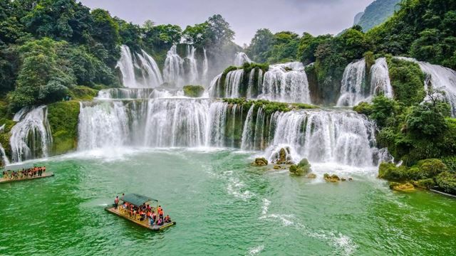 Ban Gioc - lune des plus belles cascades du Vietnam