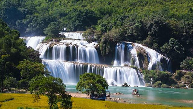 Au fil des eaux de la cascade de Ban Gioc