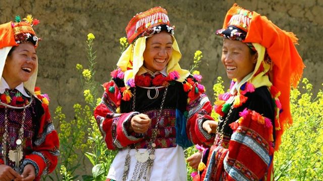 Rencontre avec les communautés Dzao Rouge à Sapa